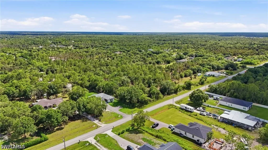 Xxx 72nd Avenue NE Naples FL 34120