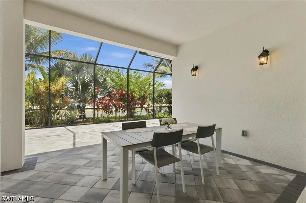 4715 Kensington Circle Naples FL 34119