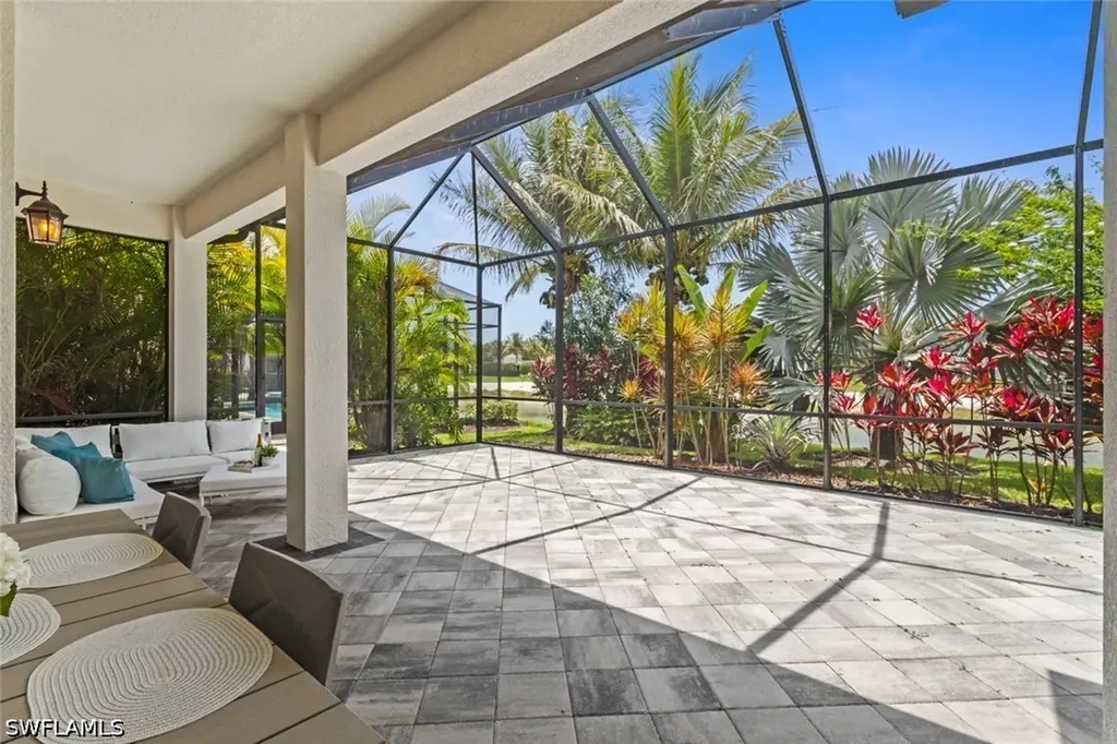 4715 Kensington Circle Naples FL 34119