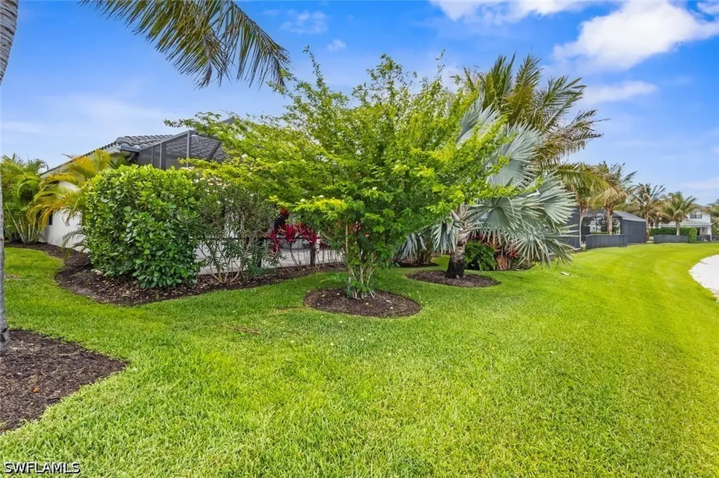 4715 Kensington Circle Naples FL 34119