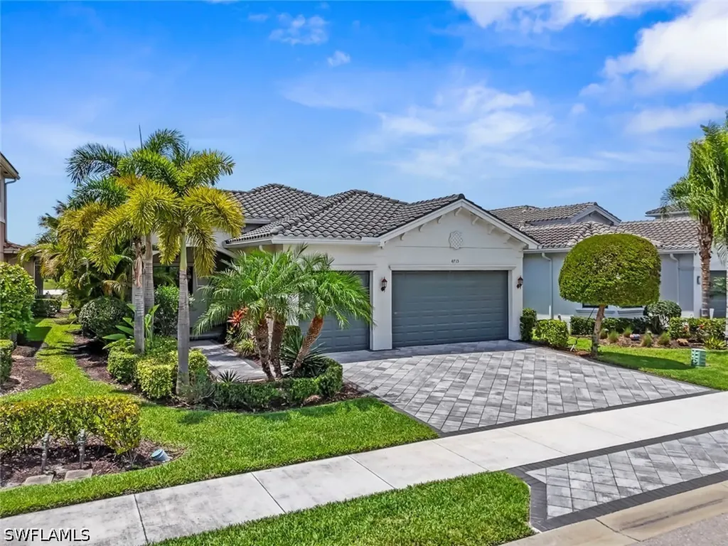 4715 Kensington Circle Naples FL 34119