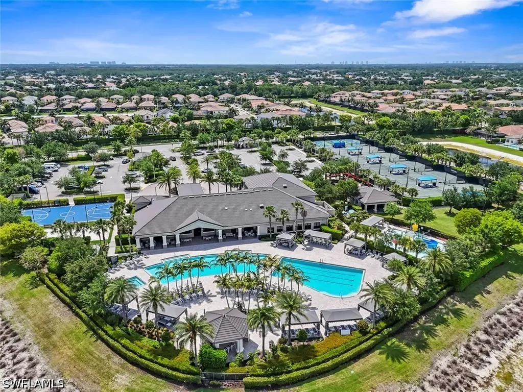 4715 Kensington Circle Naples FL 34119