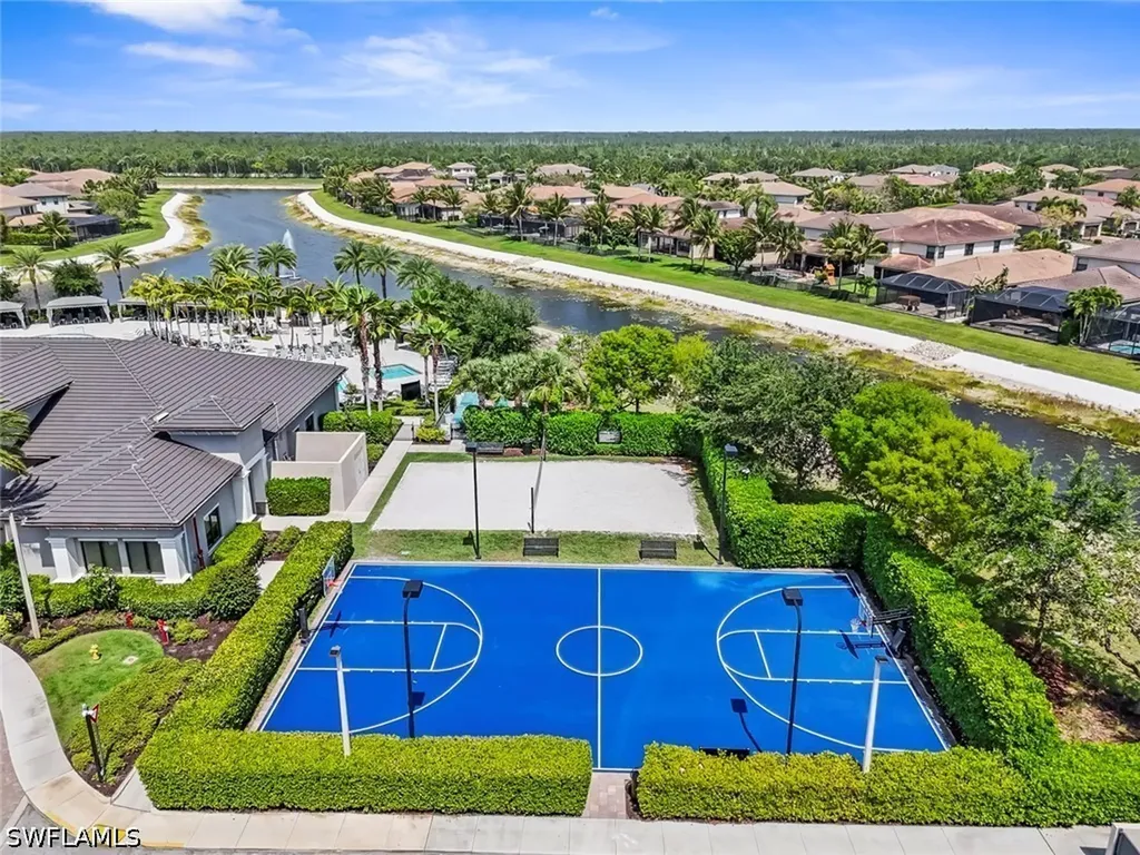 4715 Kensington Circle Naples FL 34119