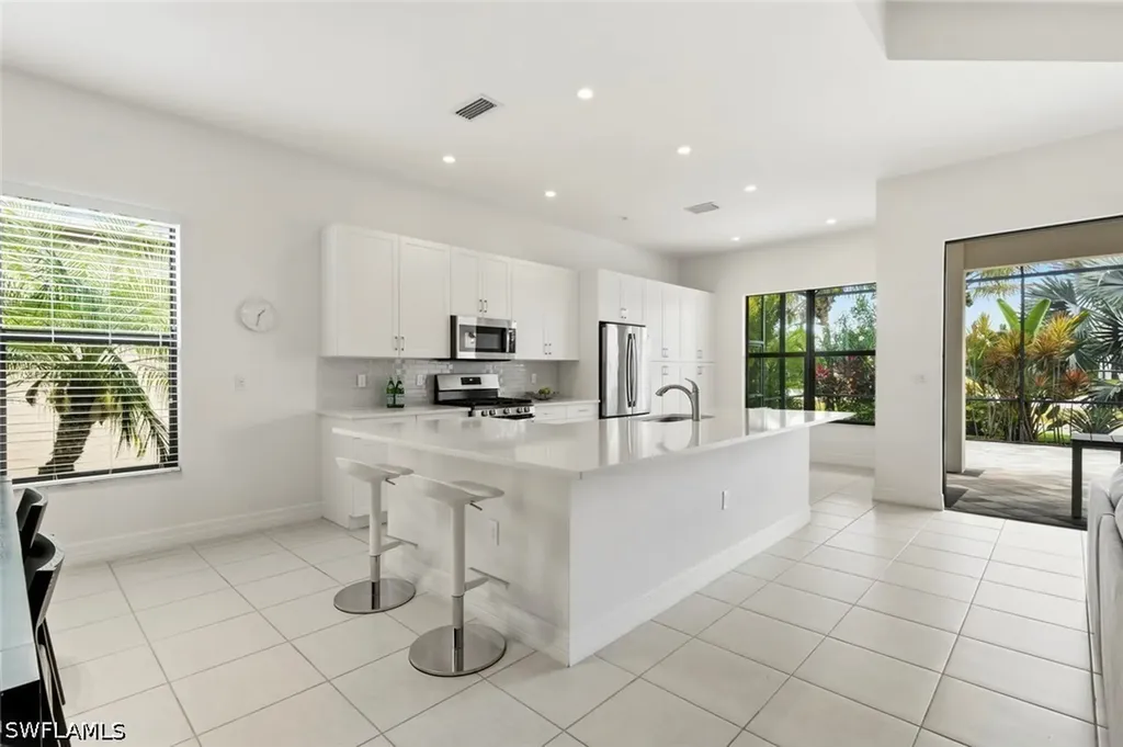 4715 Kensington Circle Naples FL 34119