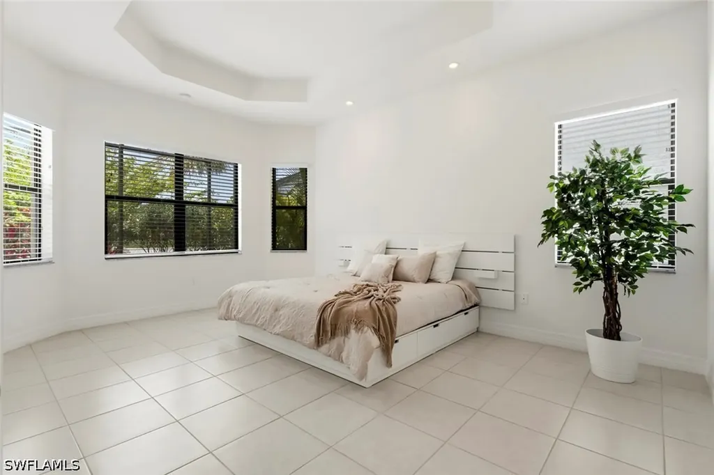 4715 Kensington Circle Naples FL 34119