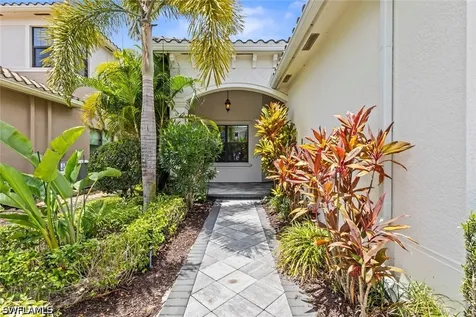 4715 Kensington Circle Naples FL 34119