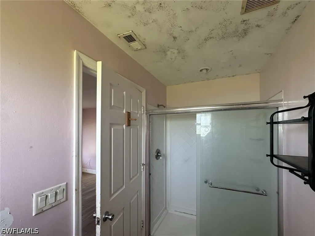 2123 NE 16th Terrace Cape Coral FL 33909