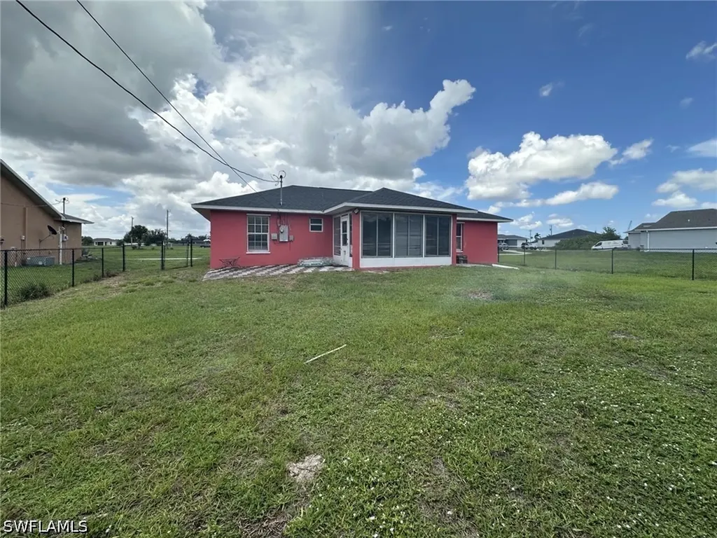 2123 NE 16th Terrace Cape Coral FL 33909