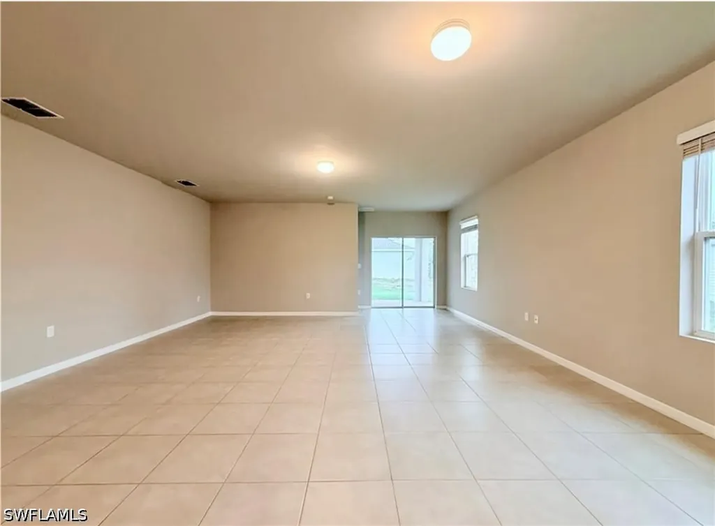 17541 Lee Road Fort Myers FL 33967