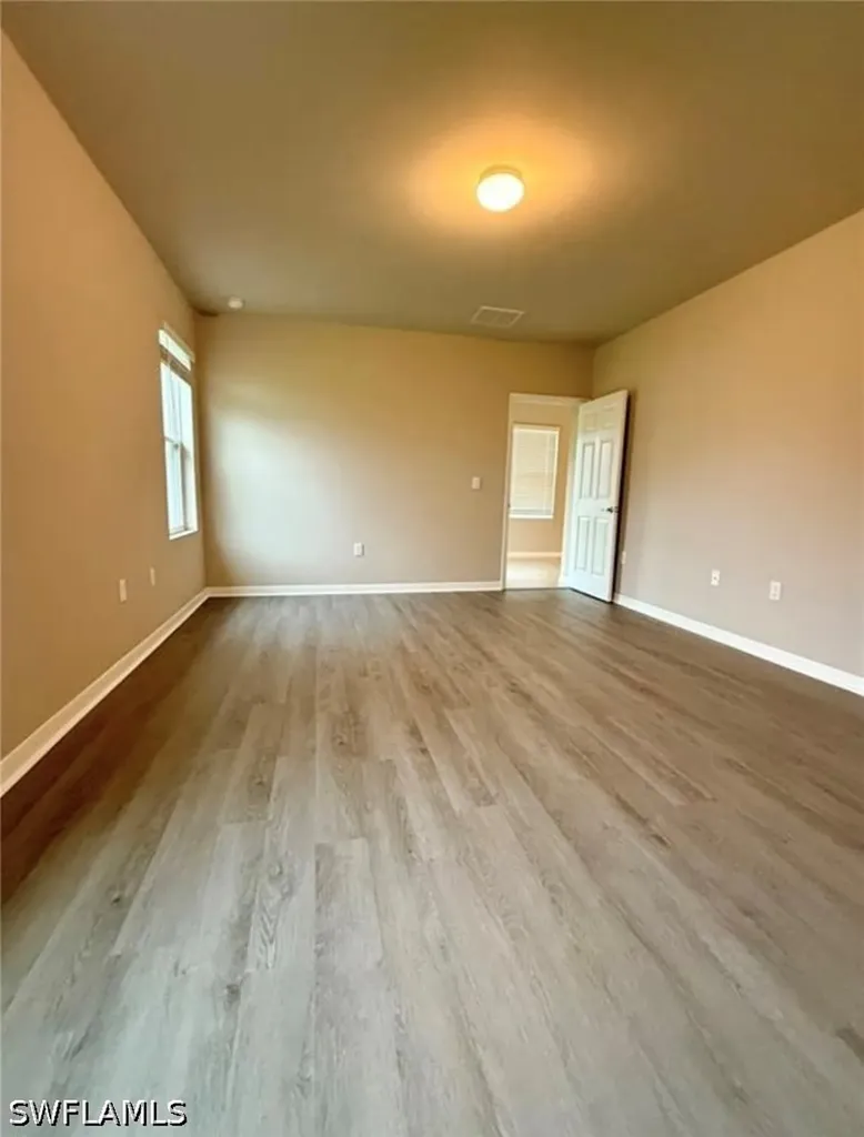 17541 Lee Road Fort Myers FL 33967