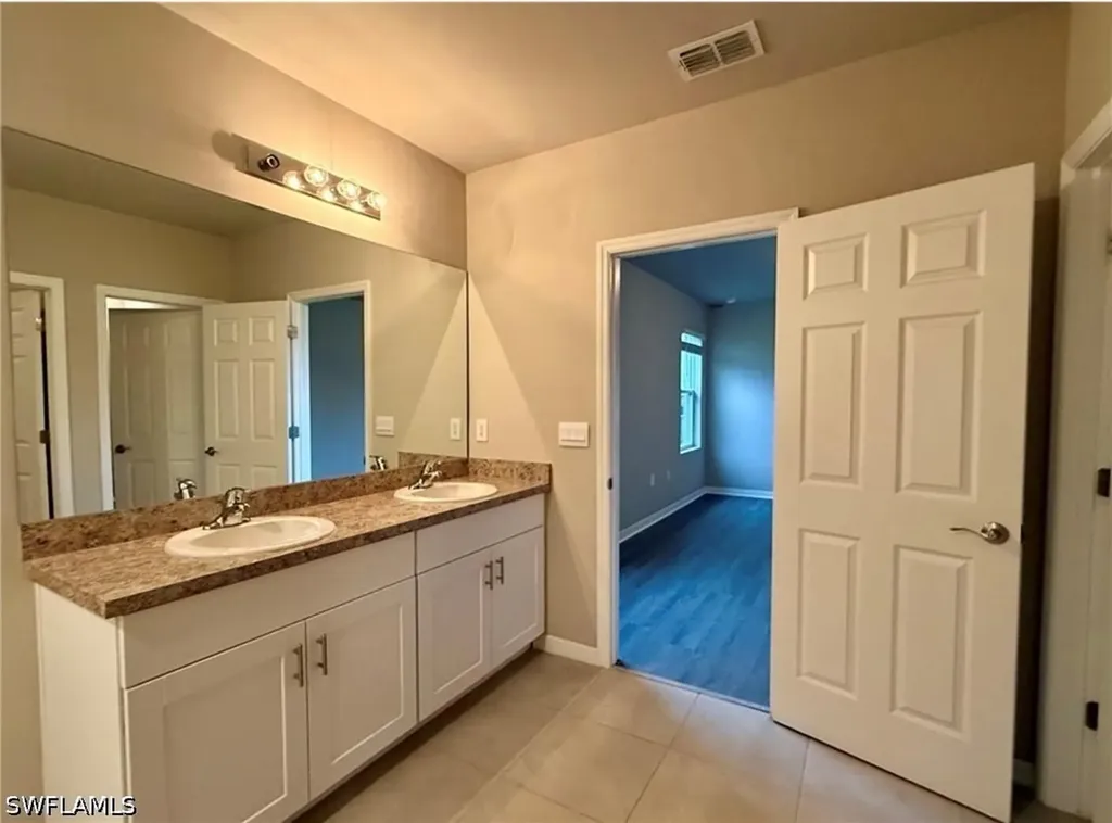 17541 Lee Road Fort Myers FL 33967