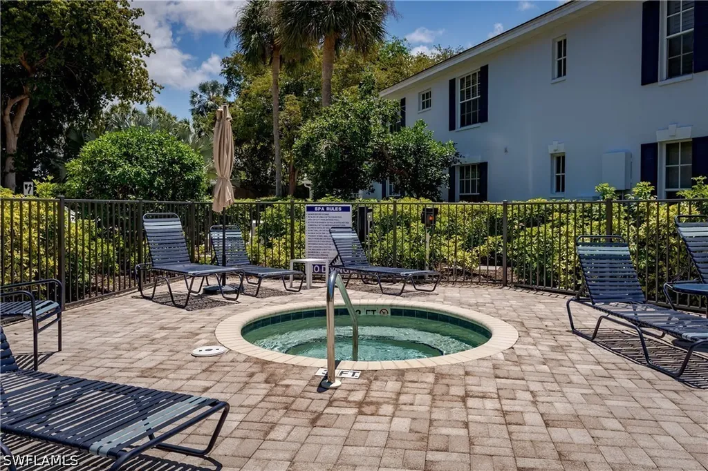7046 Barrington Circle Naples FL 34108