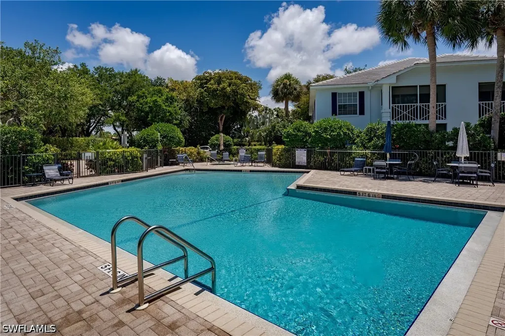 7046 Barrington Circle Naples FL 34108