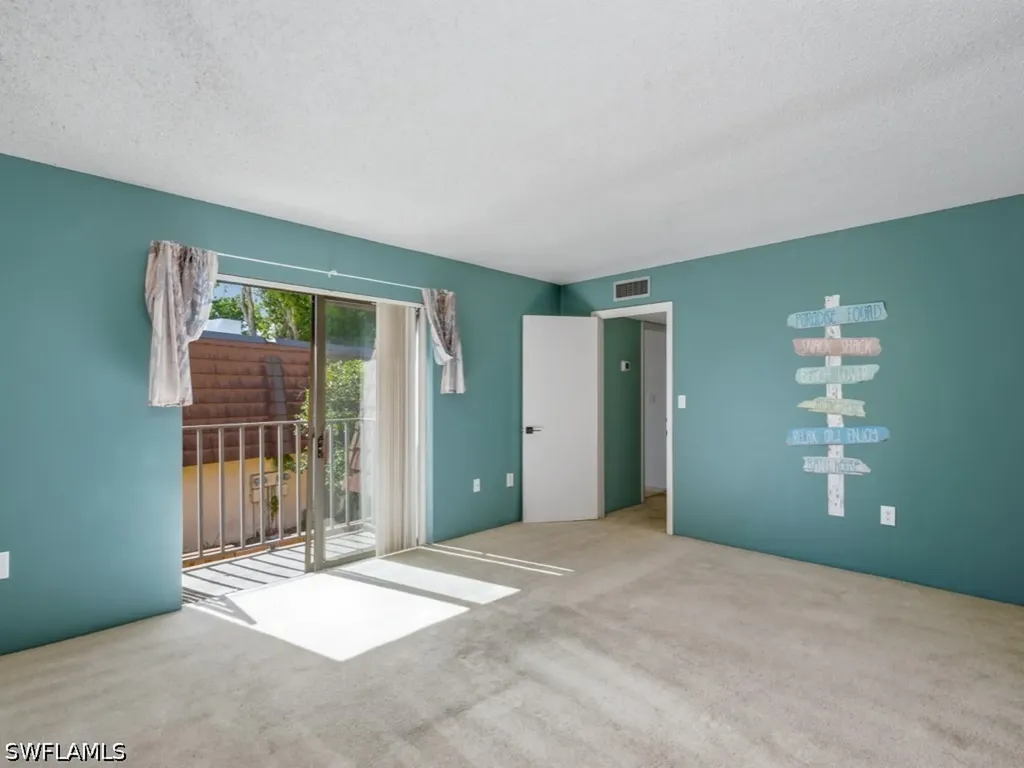 5247 Cedarbend Drive Fort Myers FL 33919
