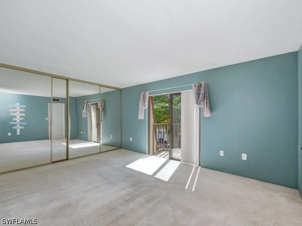 5247 Cedarbend Drive Fort Myers FL 33919