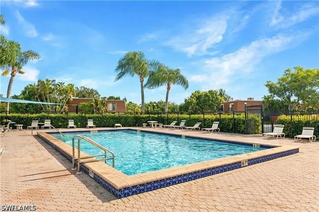 5247 Cedarbend Drive Fort Myers FL 33919