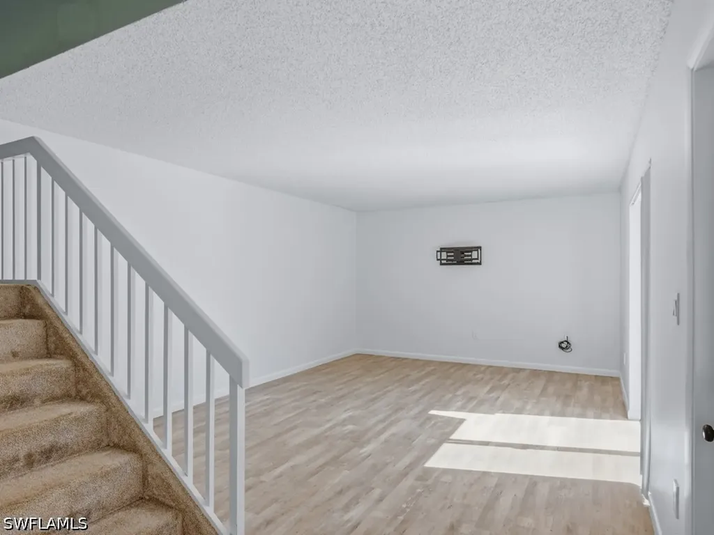 5247 Cedarbend Drive Fort Myers FL 33919
