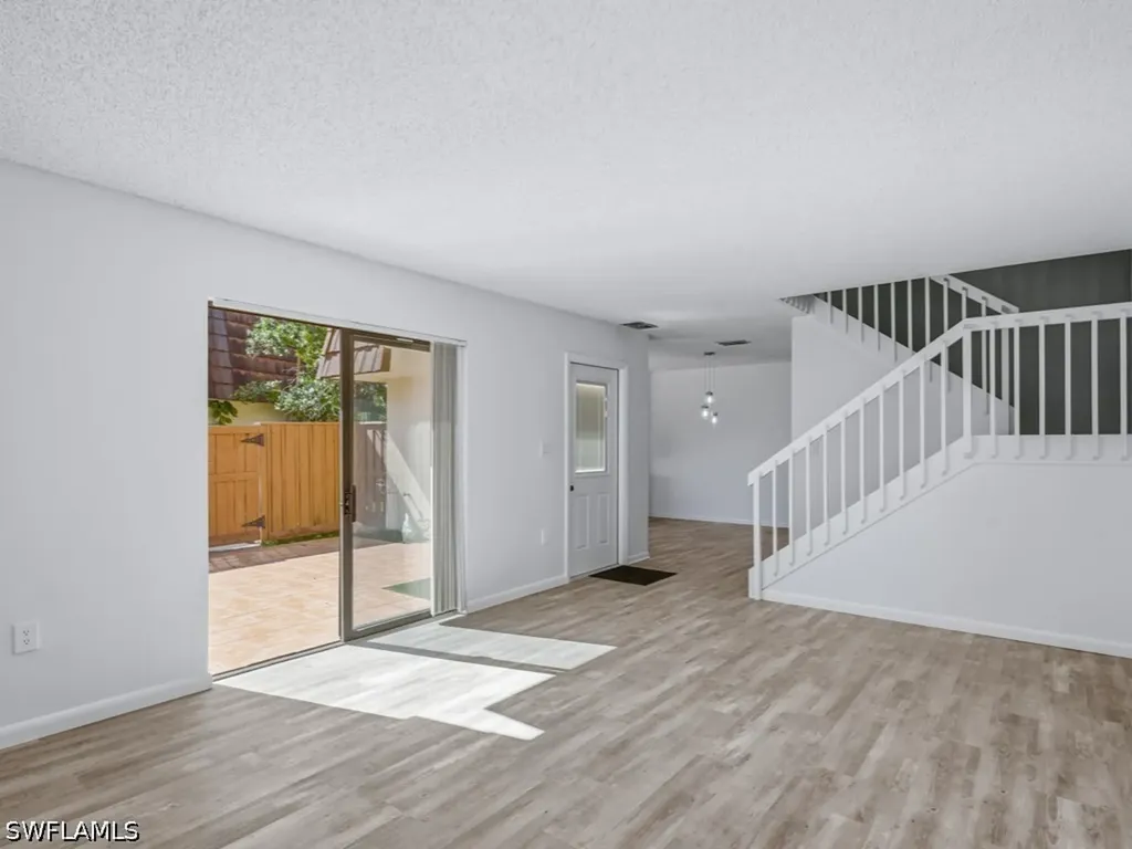 5247 Cedarbend Drive Fort Myers FL 33919