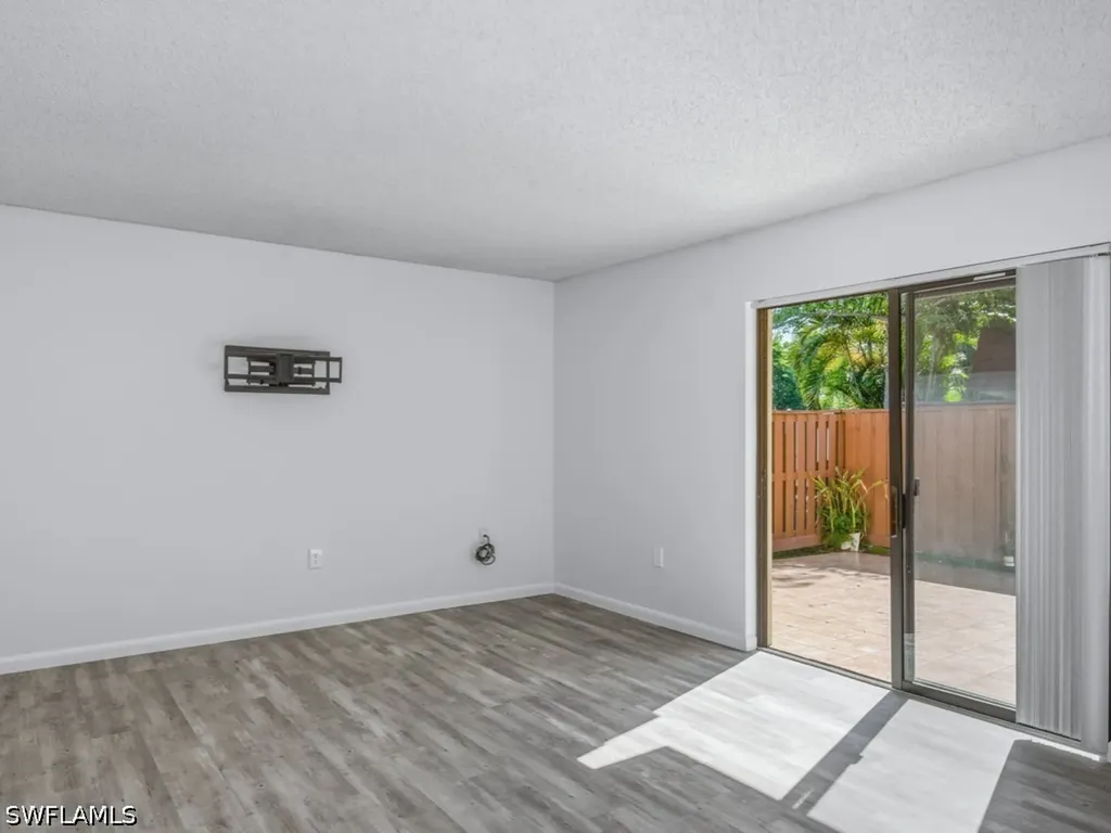 5247 Cedarbend Drive Fort Myers FL 33919