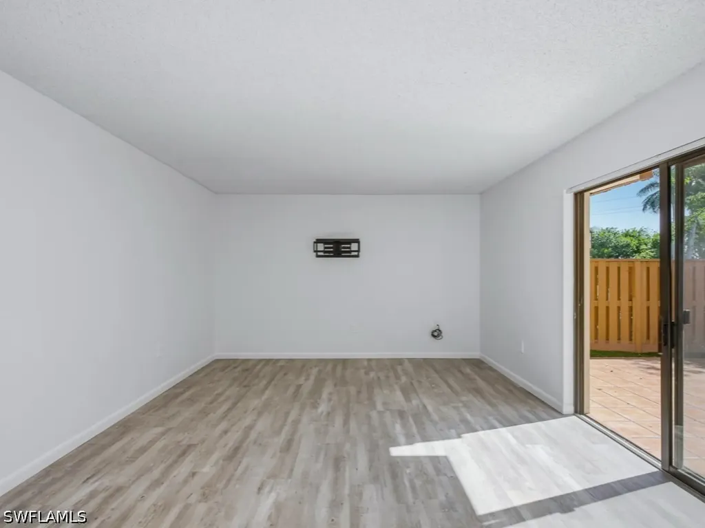 5247 Cedarbend Drive Fort Myers FL 33919