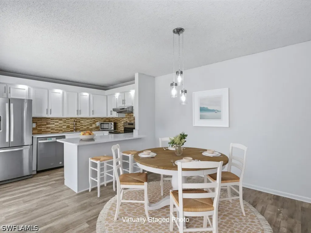 5247 Cedarbend Drive Fort Myers FL 33919