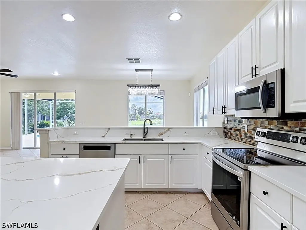 15641 Alton Drive Fort Myers FL 33908
