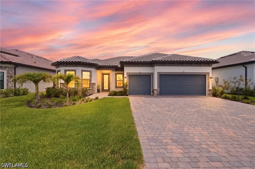 Estero FL, 19073 Gentry Place