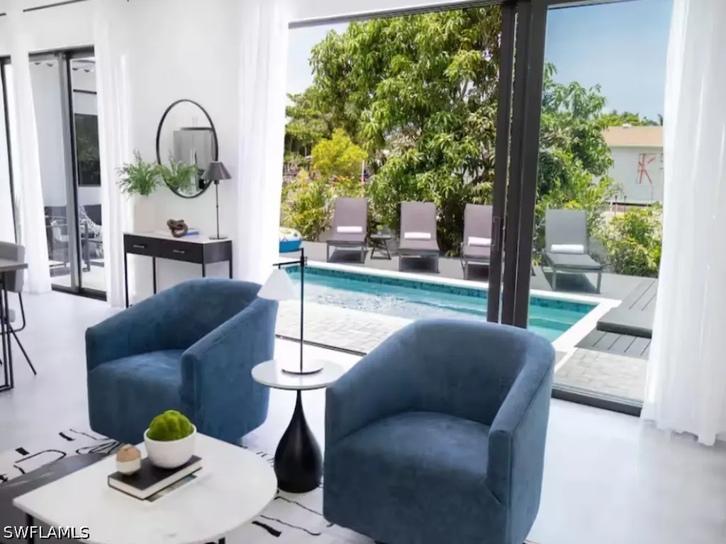 3015 Karen Drive Naples FL 34112