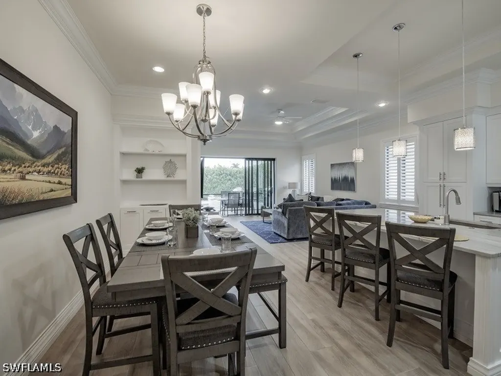 631 100th Avenue N Naples FL 34108