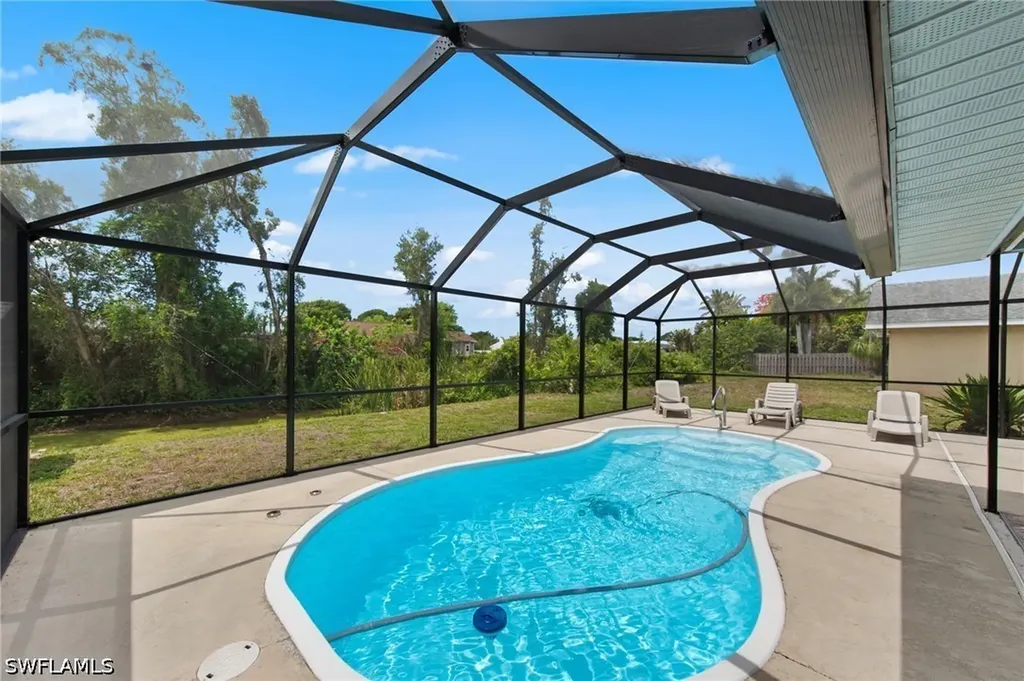 8484 Buena Vista Road Fort Myers FL 33967