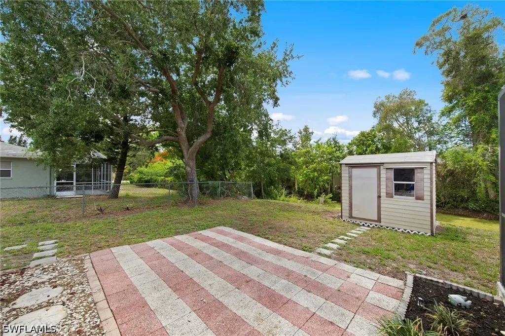 8484 Buena Vista Road Fort Myers FL 33967