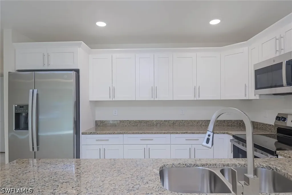 2120 French Street Fort Myers FL 33916