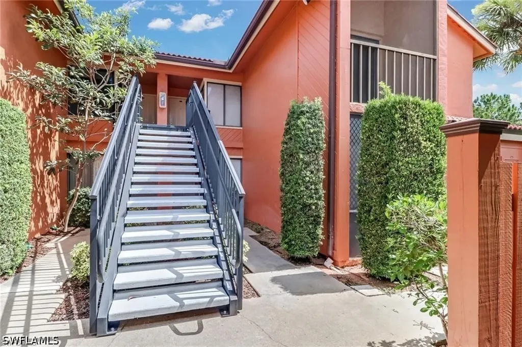 124 Cypress Way E Naples FL 34110