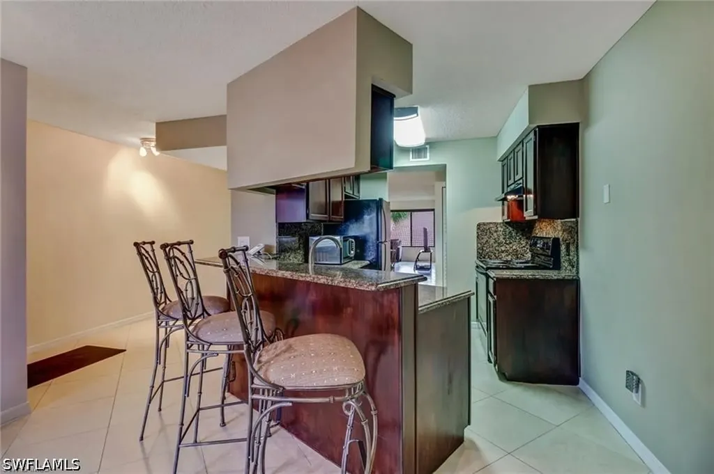 124 Cypress Way E Naples FL 34110