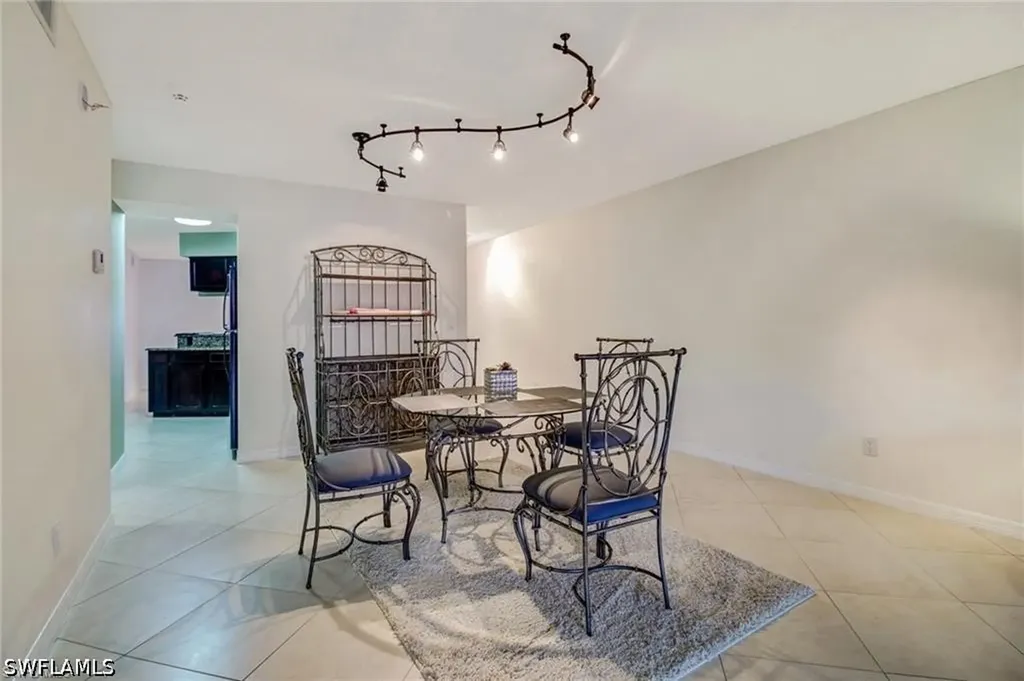 124 Cypress Way E Naples FL 34110