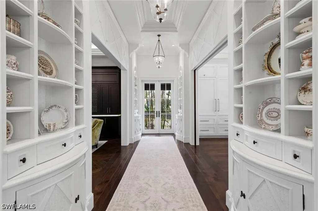 3675 Gordon Drive Naples FL 34102