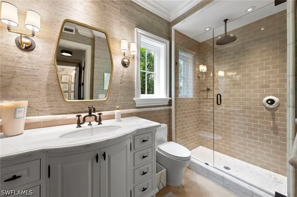 3675 Gordon Drive Naples FL 34102