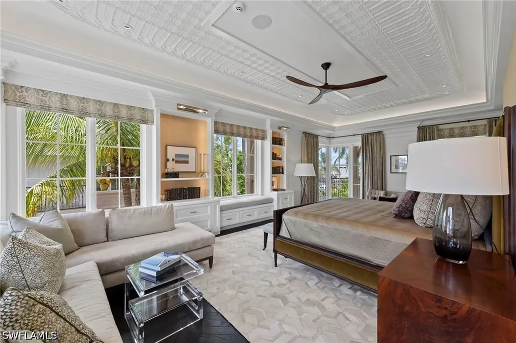 3675 Gordon Drive Naples FL 34102
