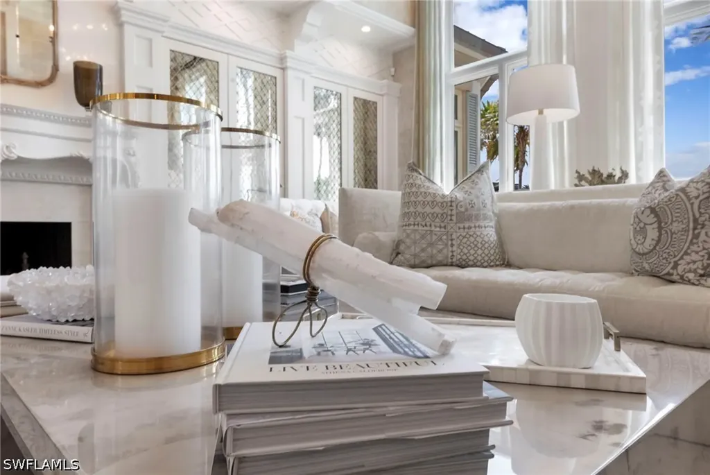 3675 Gordon Drive Naples FL 34102