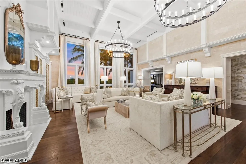 3675 Gordon Drive Naples FL 34102