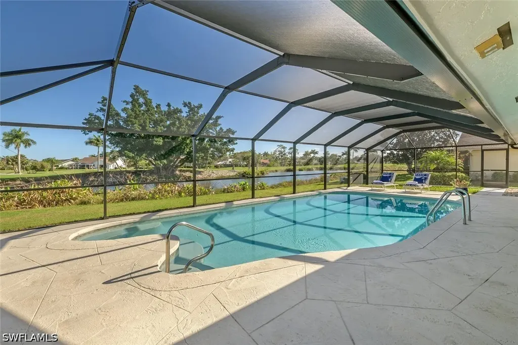 239 Torrey Pines Point Naples FL 34113