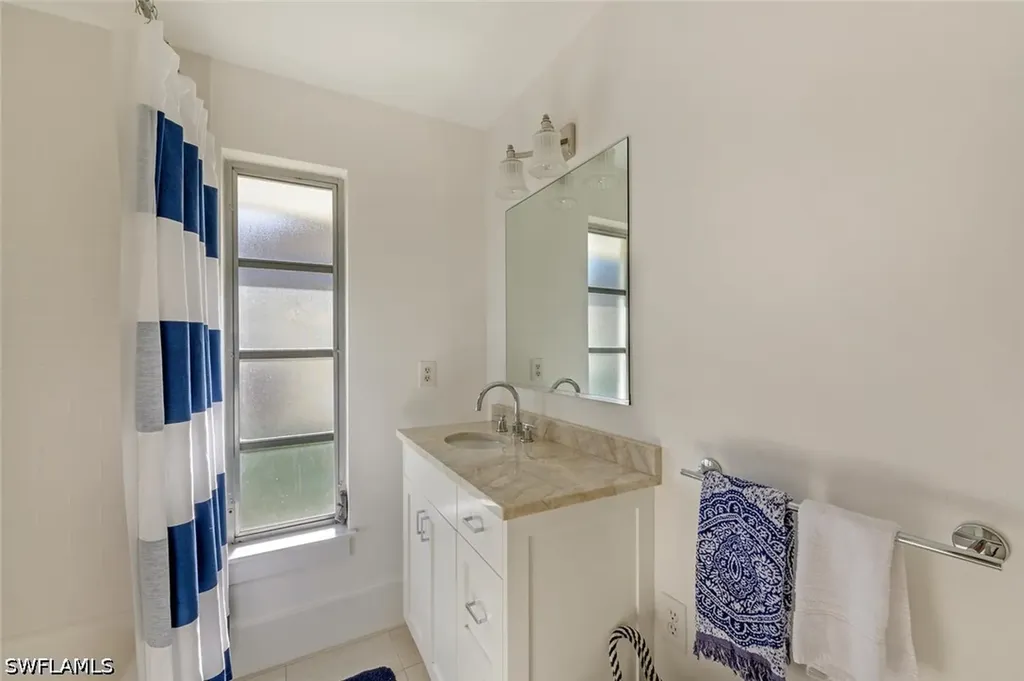 239 Torrey Pines Point Naples FL 34113