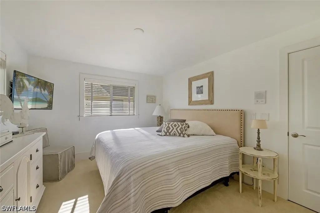 239 Torrey Pines Point Naples FL 34113