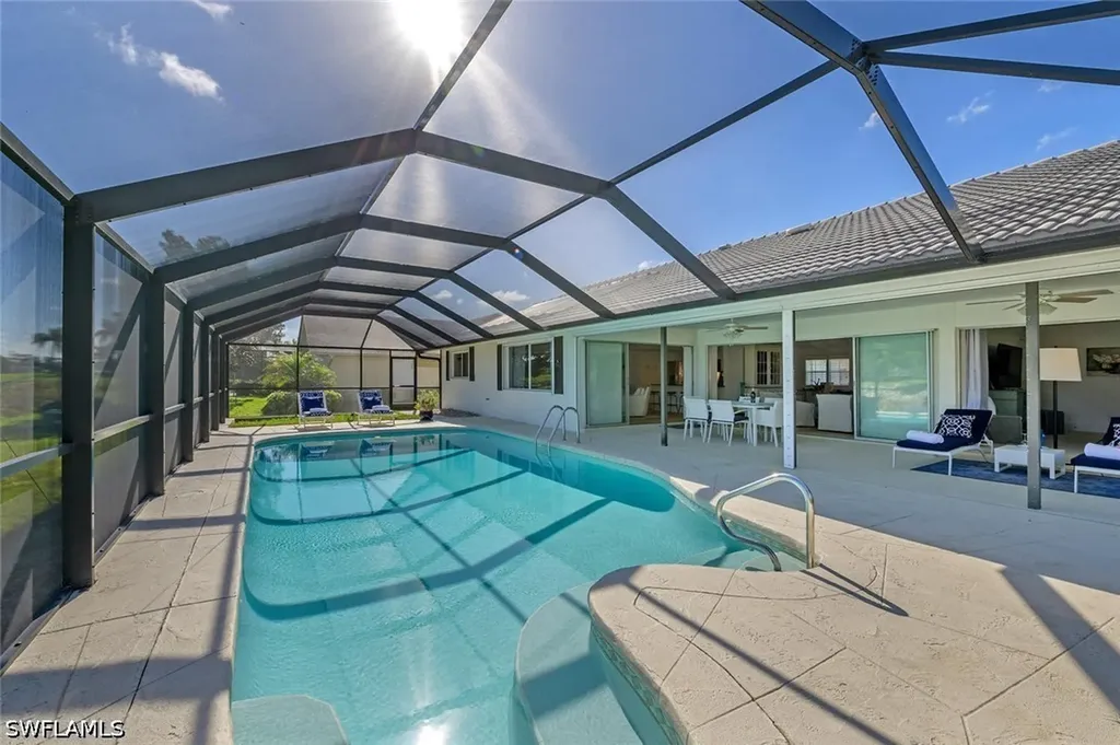 239 Torrey Pines Point Naples FL 34113