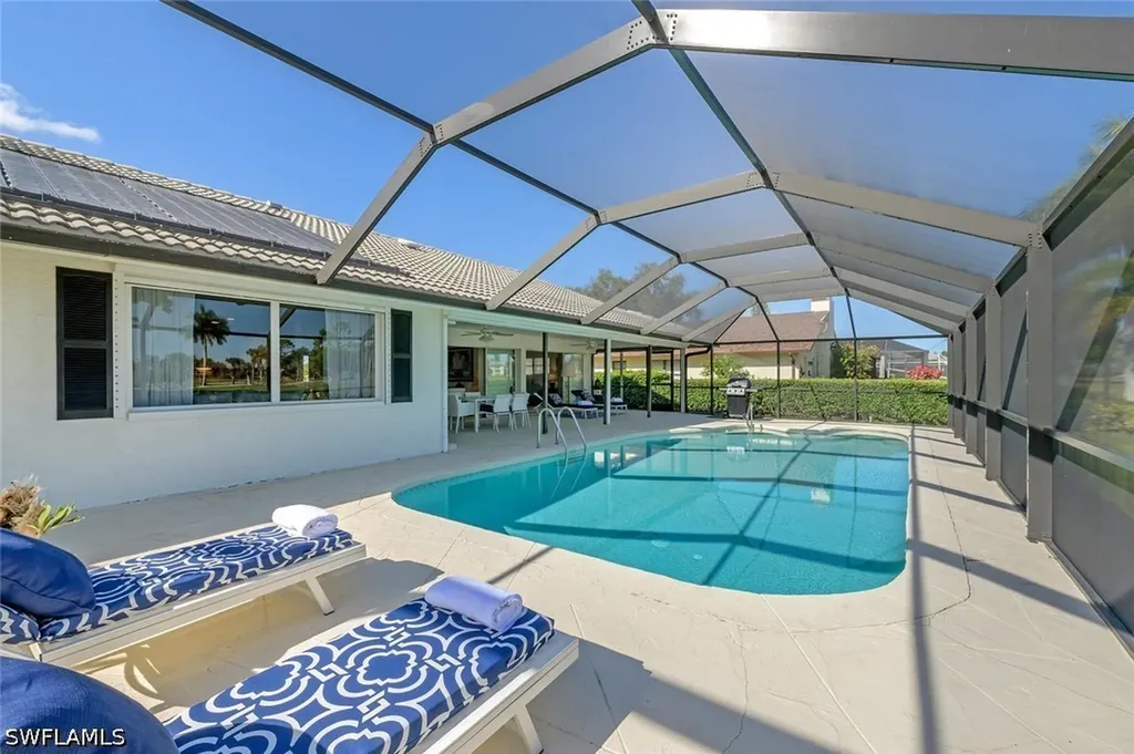 239 Torrey Pines Point Naples FL 34113