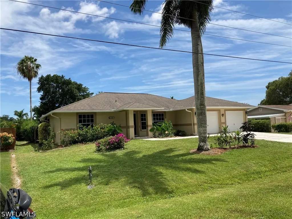 5232 Raintree Lane Naples FL 34113