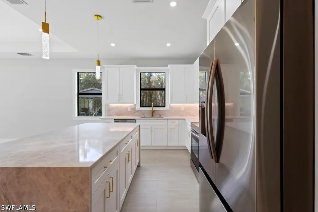 5044 44th Street NE Naples FL 34120