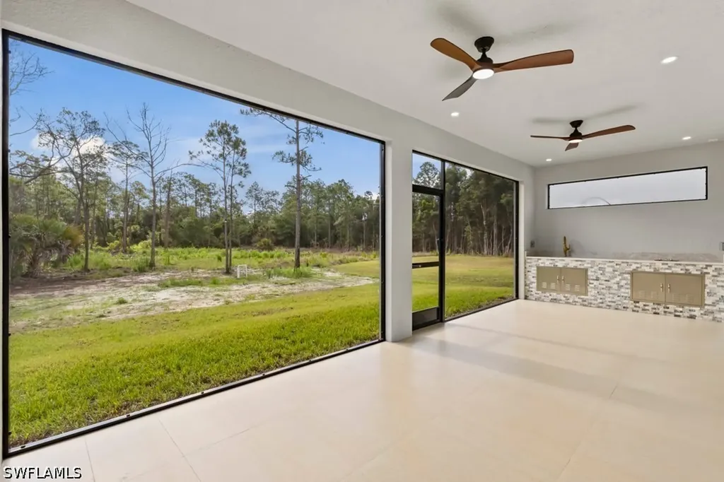 5044 44th Street NE Naples FL 34120