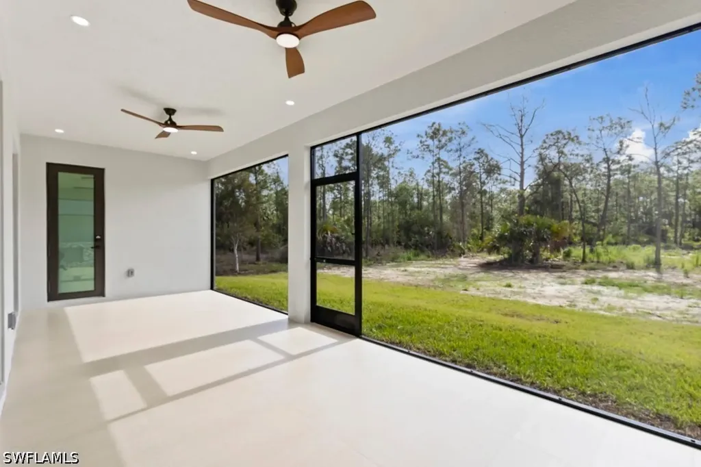 5044 44th Street NE Naples FL 34120