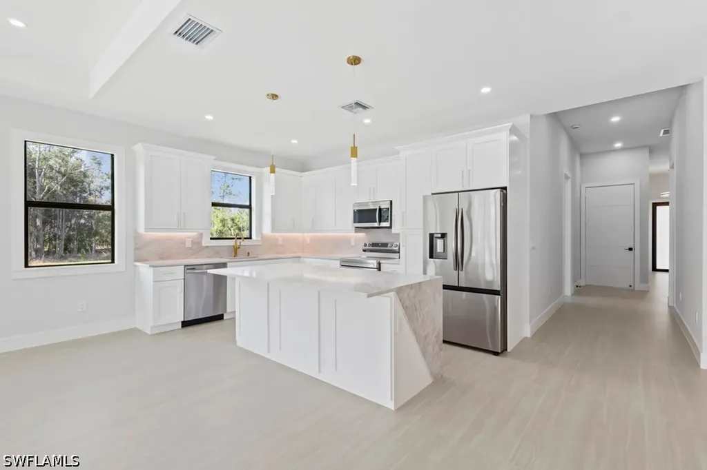 5044 44th Street NE Naples FL 34120